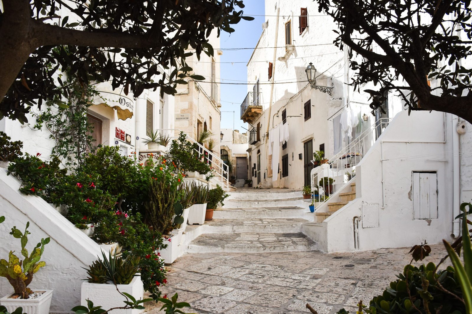 Start with the historic center lanes