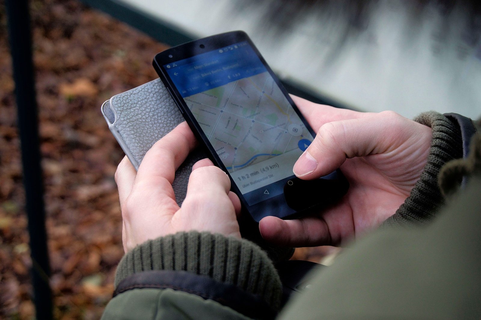 Use mobile maps and keep an offline backup