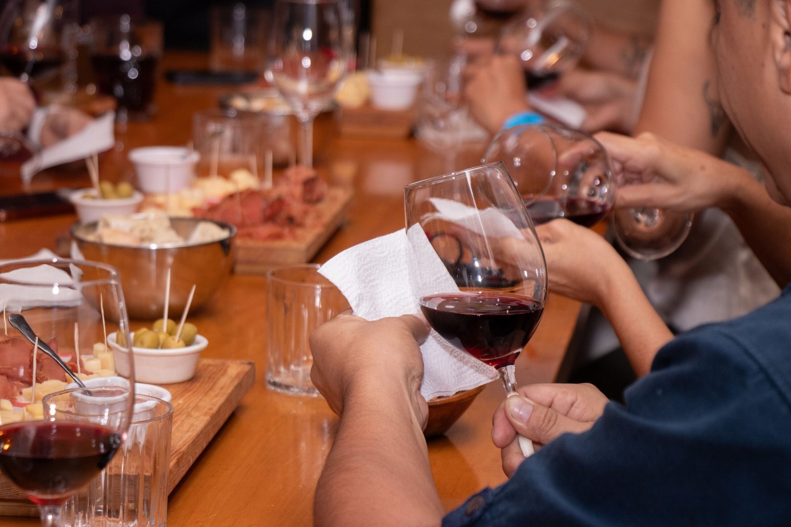 Pair wine tasting with a realistic food plan