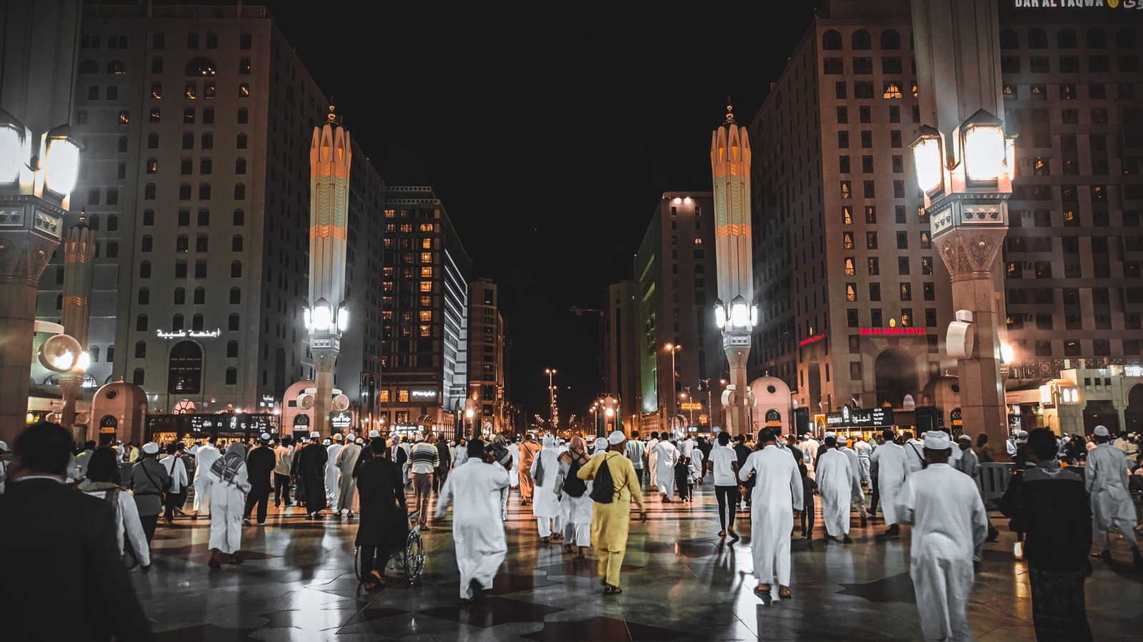 Choose a traditional souk experience in the evening