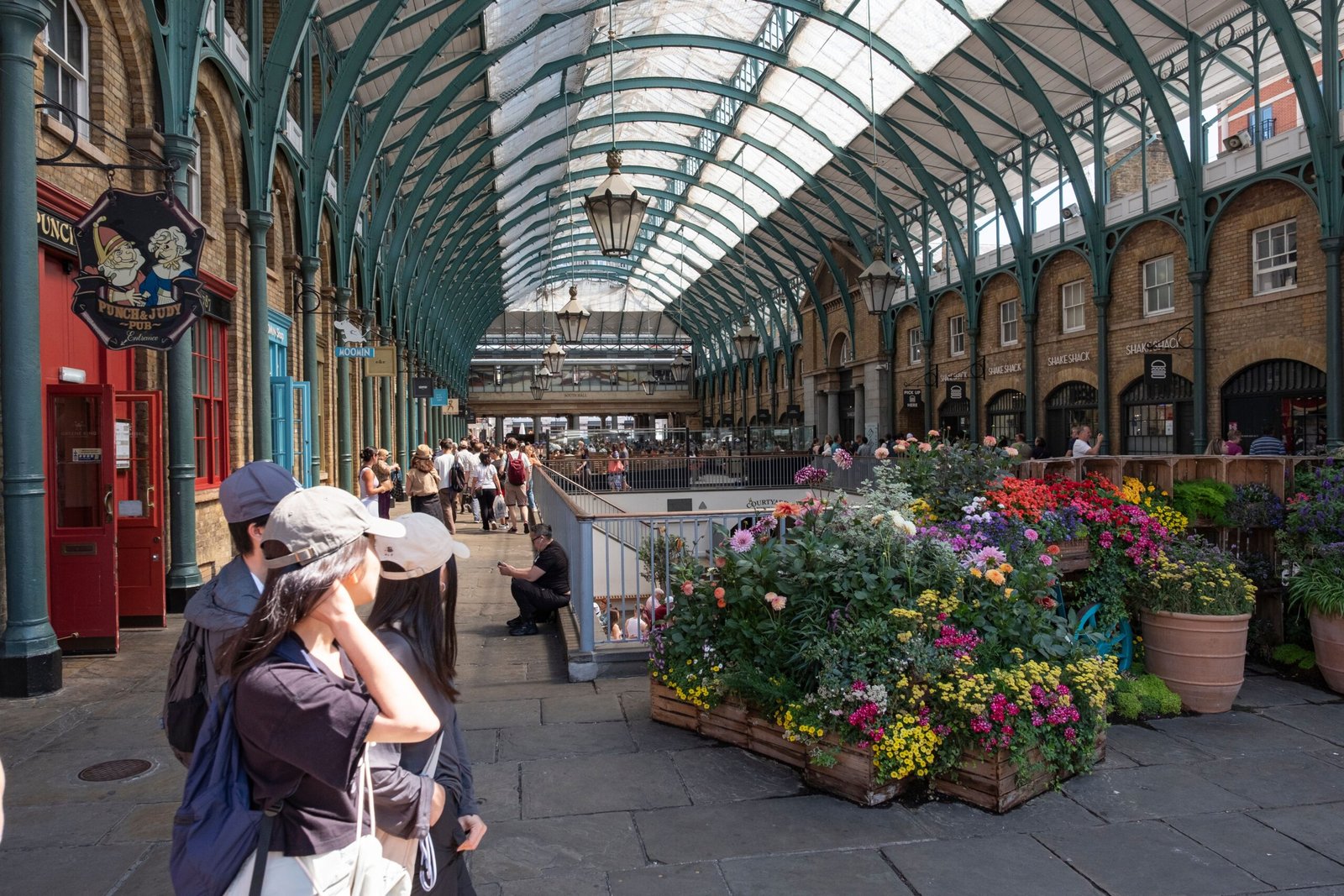 Start at the Piazza (and go early)
