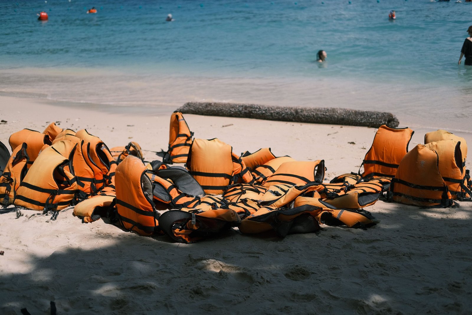 Know your safety basics for a beach holiday