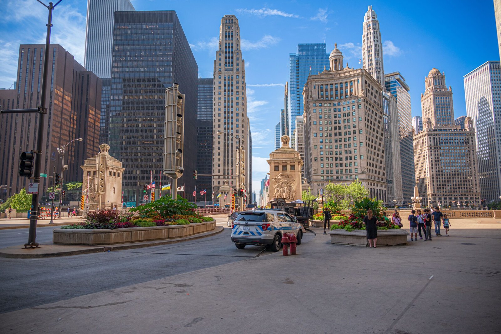 Start at the town center for an easy orientation