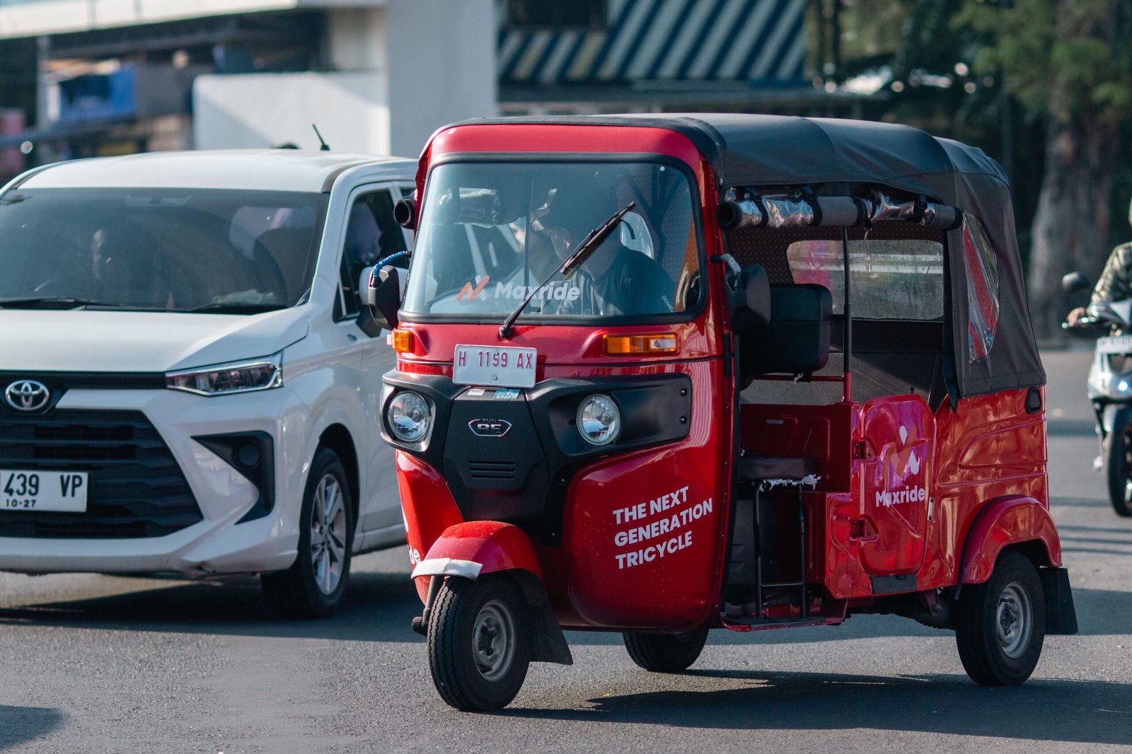 Learn the local transport basics: tricycles, taxis, and shared vans