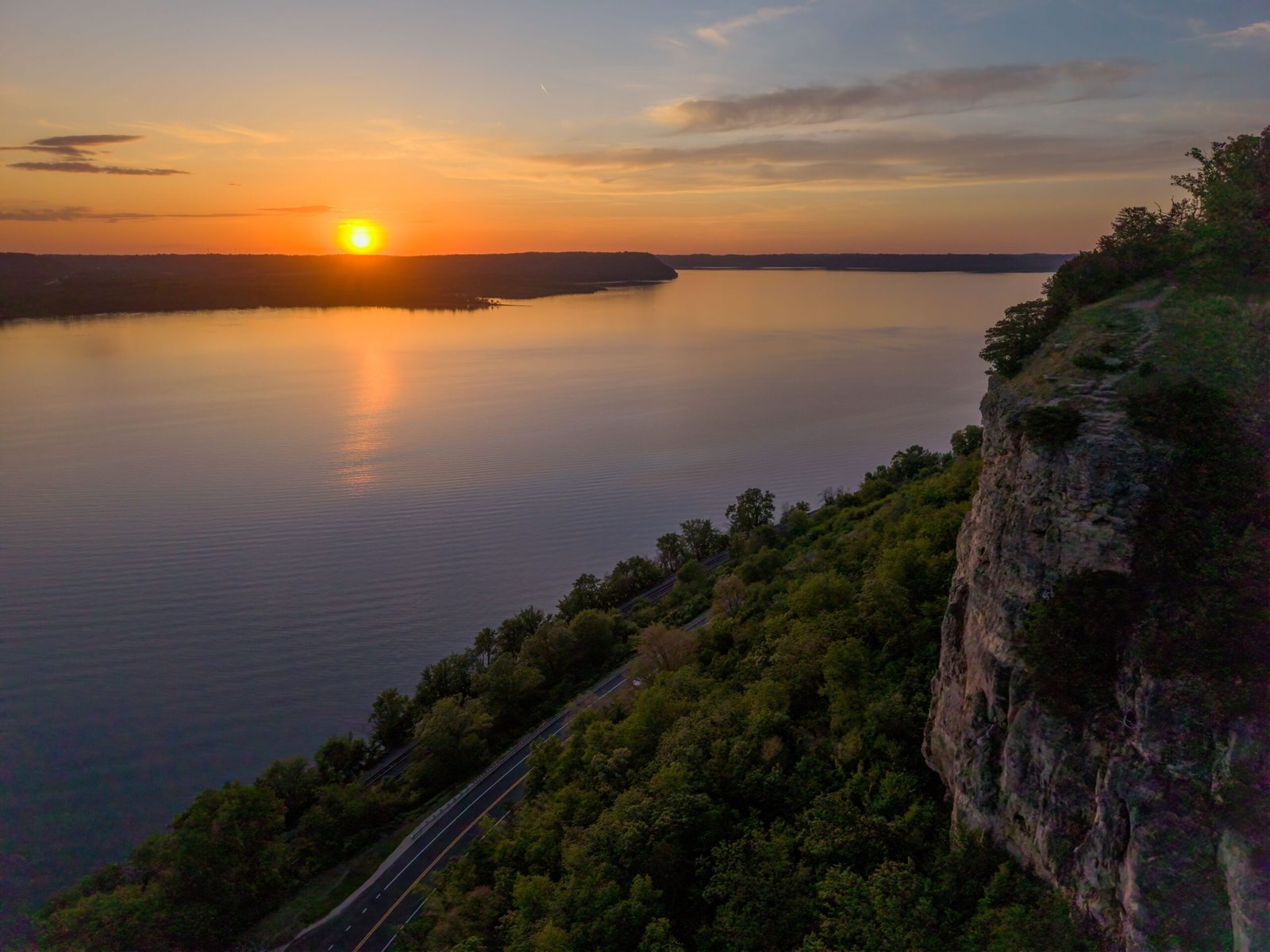 Start with the Grandad Bluff sunset plan