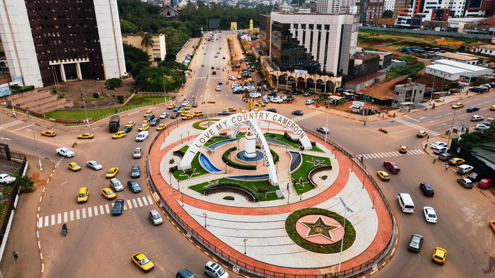 Overview city of Cameroon
